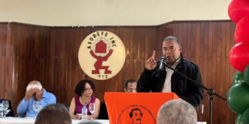 Maestros esperan cumplimiento acuerdo ADP-MINERD desde el 2021