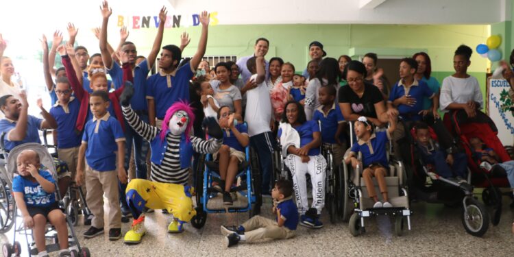 Regional 15 realiza acto de reapertura segundo período del año escolar 2023- 2024