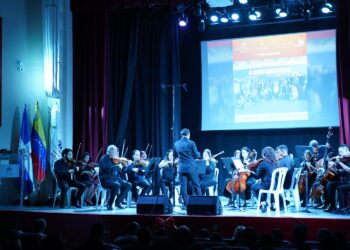 Minerd busca potenciar educación artística y musical en estudiantes