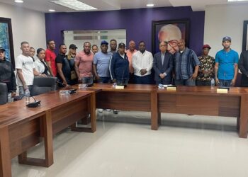 Dirigentes del PCR pasan al PLD, se comprometen a trabajar por el triunfo de Abel Martínez