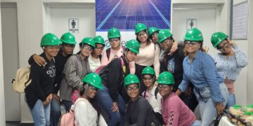 Jóvenes preparadas para empleos verdes en Villas Agrícolas