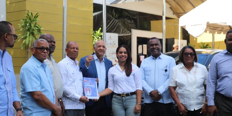 Betty Gerónimo dice transparencia será eje de su gestión municipal