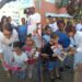 Aspirante a regidora PRM regala juguetes a niños de SDE por tradición de la “Vieja Belén”
