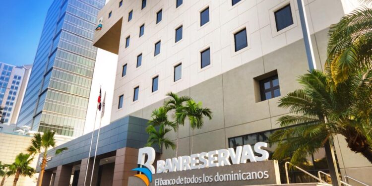 Banreservas presentará propuestas para impulsar la inversión turística en  Fitur 2024