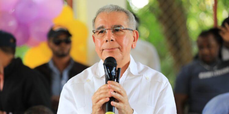 Danilo: “¡Vamos a ganar las alcaldías!”; explica cómo debe votarse el 18 de febrero