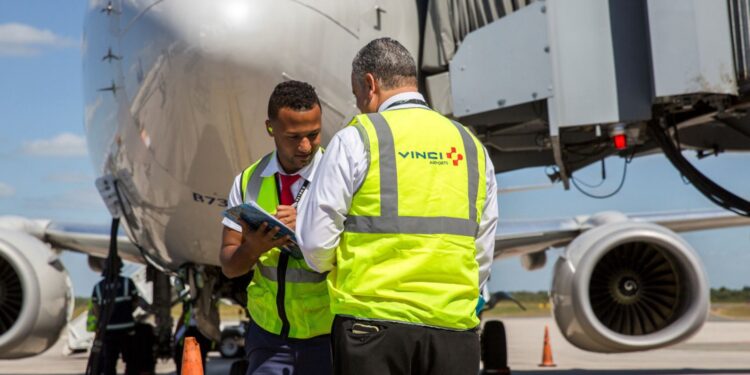 AERODOM registra cifras récord en tráfico de pasajeros y carga en el año 2023