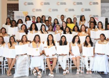 Mujeres que Emprenden SDN realiza investidura del segundo y tercer grupo de Emprendimiento para Pymes