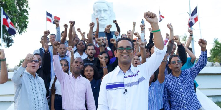 Jhonatan Liriano busca “representar SDE en la Cámara de Diputados”