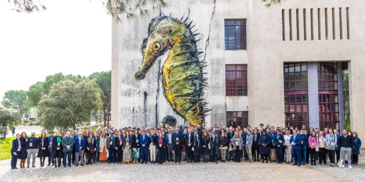 UNEV lleva propuesta académica a universidad europea para solucionar inundaciones en GSD