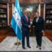 Manolo Pichardo se reúne con Xiomara Castro presidenta de Honduras