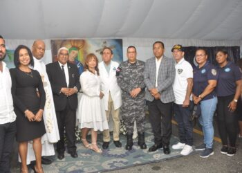 Cruz Jiminián realizó misa en homenaje a la Virgen de la Altagracia