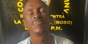 Detienen hombre acusado de robar en centro para niños con autismo