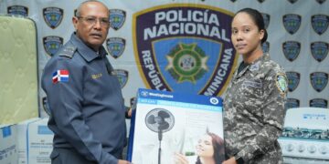 PN proporciona ayuda a agentes afectados por las fuertes lluvias de noviembre del 2023