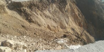 MOPC e Inapa explican causas del nuevo derrumbe en la carretera Barahona-Enriquillo