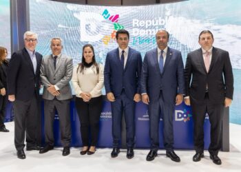 Formalizan acuerdo para construir dos hoteles en Punta Bergantín por más de 200 millones de dólares