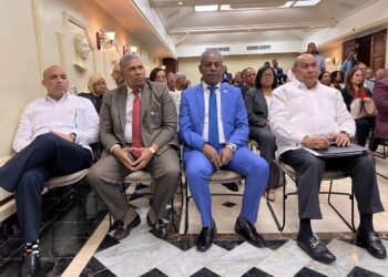 Dirección de Medios de la Presidencia realiza encuentro nacional; presenta conferencia sobre inversión de gobierno en obras