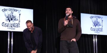 Bad Bunny aparece de sorpresa en una universidad de Miami