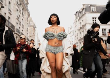 Tokischa se roba el Show por segunda vez en el desfile de Jean Paul Gaultier