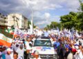 Multitud desborda las calles de SDE en apoyo a Dío Astacio y Luis Abinader