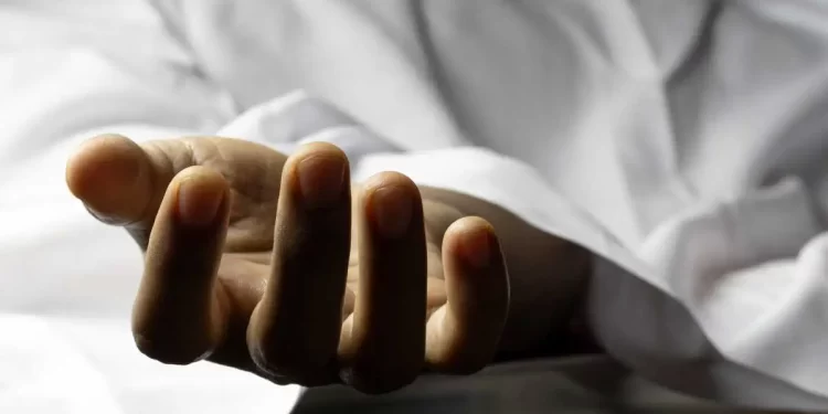 Cabo de la Policía mata a su pareja de varios disparos en Mao