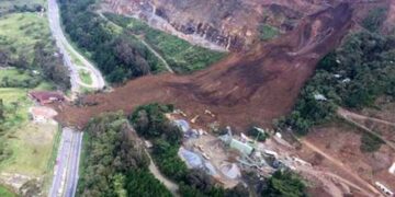Alud de tierra en Colombia deja al menos 18 muertos