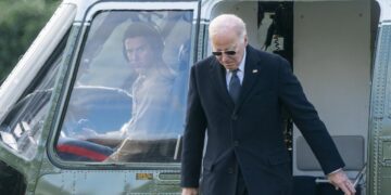 Biden inicia año con la misión de revivir la llama que lo llevó a la Casa Blanca