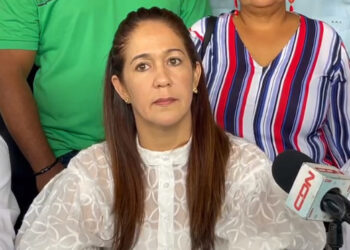 Yosi Contreras realiza calentamiento motorizado