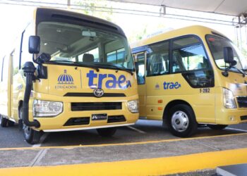 Ponen en funcionamiento rutas programa nacional estudiantil en SDO