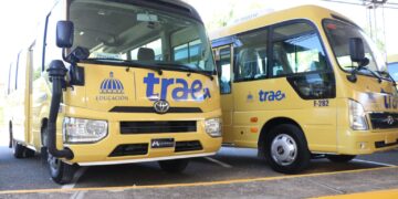 Ponen en funcionamiento rutas programa nacional estudiantil en SDO