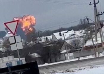 Confirman muerte de 74 personas tras estrellarse avión militar ruso