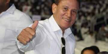 José Eugenio Montilla promete obras que cambiarán vidas de residentes de La Colonia y Plan Piloto