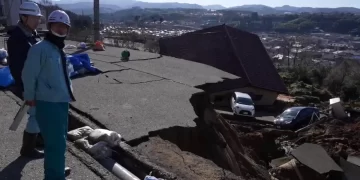 Elevan a 73 los muertos tras el terremoto en el oeste de Japón