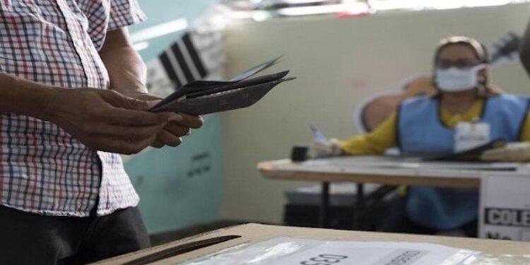 RD y OEA firman acuerdo para la observación a próximas elecciones