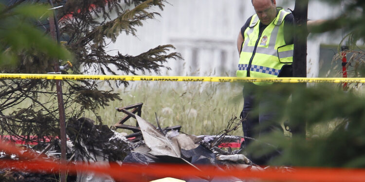 Al menos seis muertos tras estrellarse un avión en el noroeste de Canadá