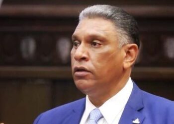 Ministro de Interior y Policía anuncia reformas para Bomberos; salario será de RD$15 mil