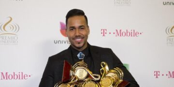 Romeo se lleva dos galardones en la edición 36 de Premio Lo Nuestro