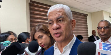 Senador Ricardo de los Santos denuncia agresión a miembros del PRM en Fantino, Sánchez Ramírez