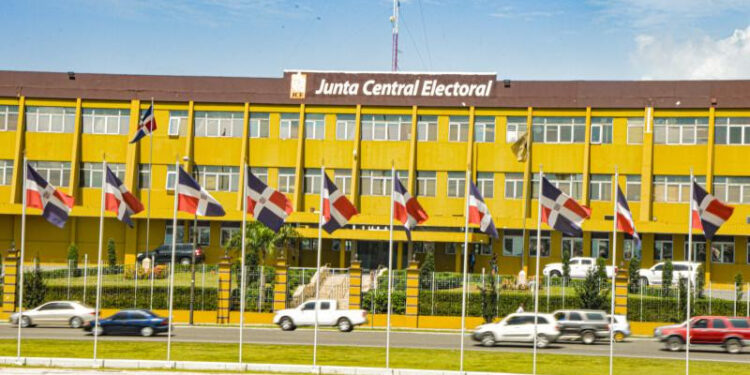 JCE establece disposiciones para elecciones municipales del 18 de febrero