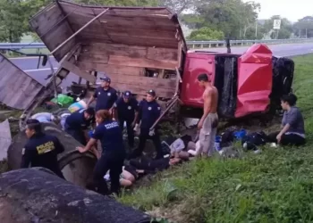 Mueren nueve migrantes cubanos en accidente de tránsito en Guatemala
