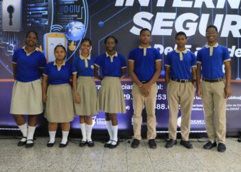 Regional 15 de Educación celebra Semana del Internet Seguro en los entornos educativos