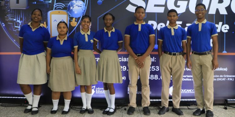 Regional 15 de Educación celebra Semana del Internet Seguro en los entornos educativos