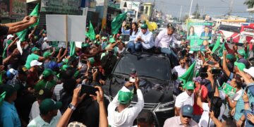 Leonel recorre municipios de la región Este en apoyo a candidatos de la FP y aliados