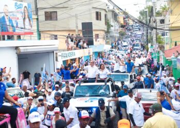 Abinader dice que es un "tsunami popular lo que está pasando en favor de los candidatos del PRM"