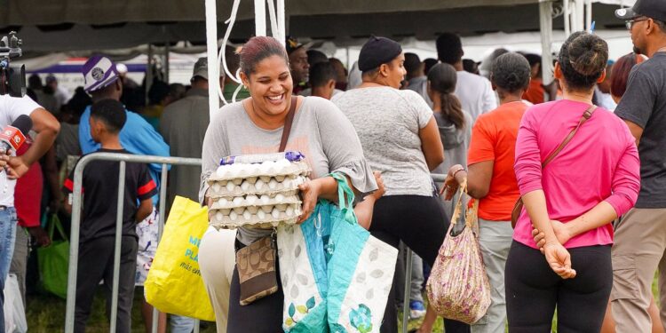Inespre realiza operativos de ventas de alimentos a bajos costos 