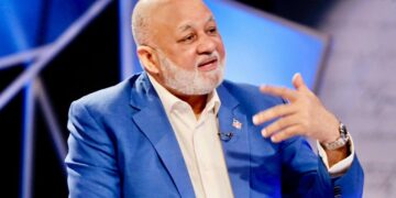 Abinader destaca logros gestión de Roberto Fulcar en educación en su cuarta rendición de cuentas