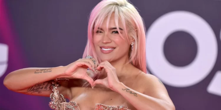 Karol G celebra su cumpleaños 33 lanzando su nueva canción “Contigo”