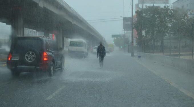 Vaguada prefrontal y sistema frontal aumentarán las precipitaciones las próximas 24 a 48 horas