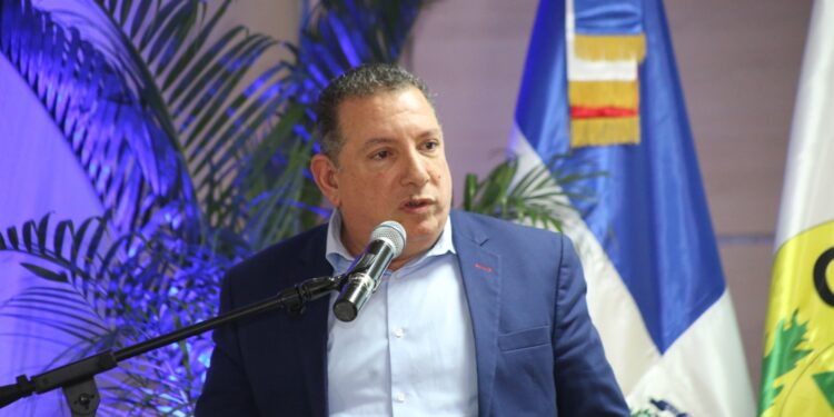 Coopnama celebra taller en el Día Nacional de la Juventud