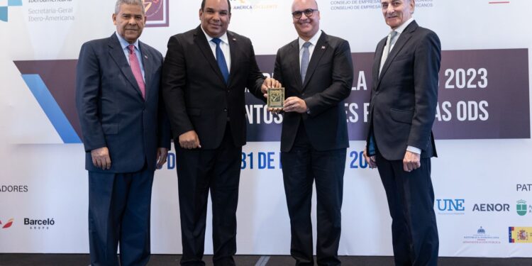 CNE recibe reconocimiento en el Premio Iberoamericano a la Calidad 2023