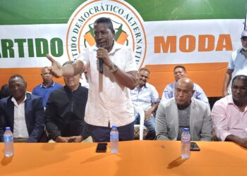 El candidato a diputado por la Fuerza del Pueblo en la Vega  pasa al Partido MODA